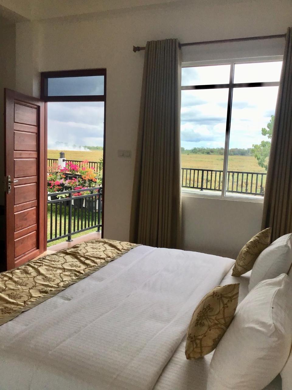 Avonil Resort Yala Тиссамахарама Экстерьер фото