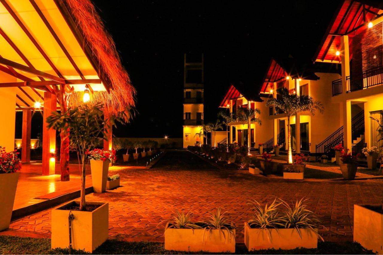 Avonil Resort Yala Тиссамахарама Экстерьер фото