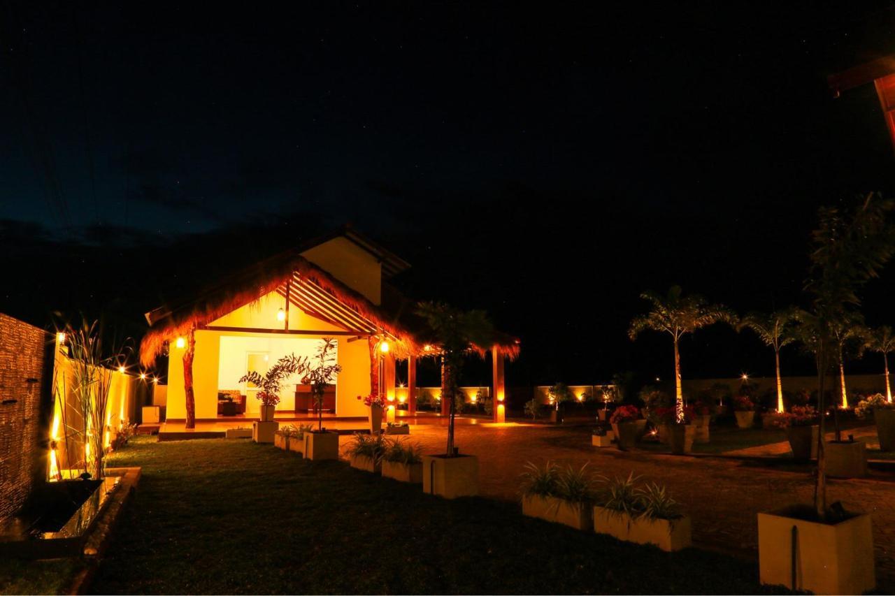 Avonil Resort Yala Тиссамахарама Экстерьер фото